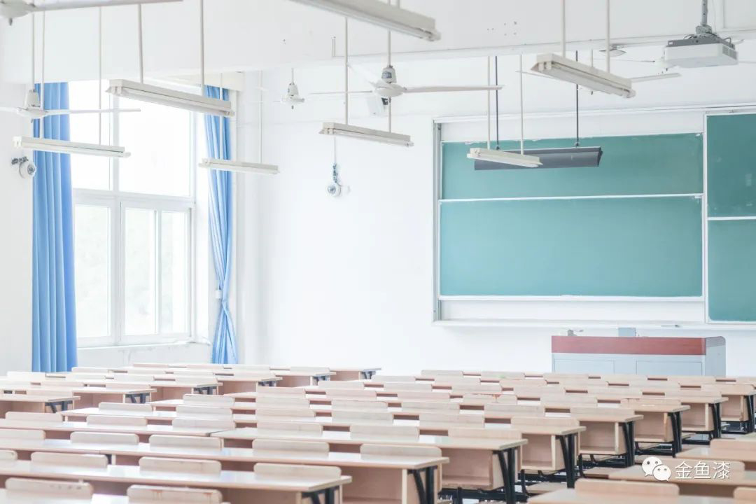 優(yōu)選內(nèi)墻工程漆(圖2) 優(yōu)選內(nèi)墻工程漆(圖2)